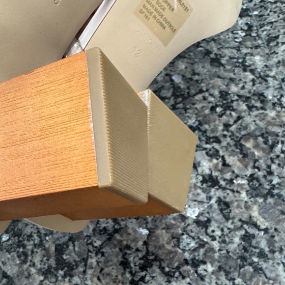 Steve Madden Clear and Nude Block Heel Sandals NWT 13 - Picture 10 of 11